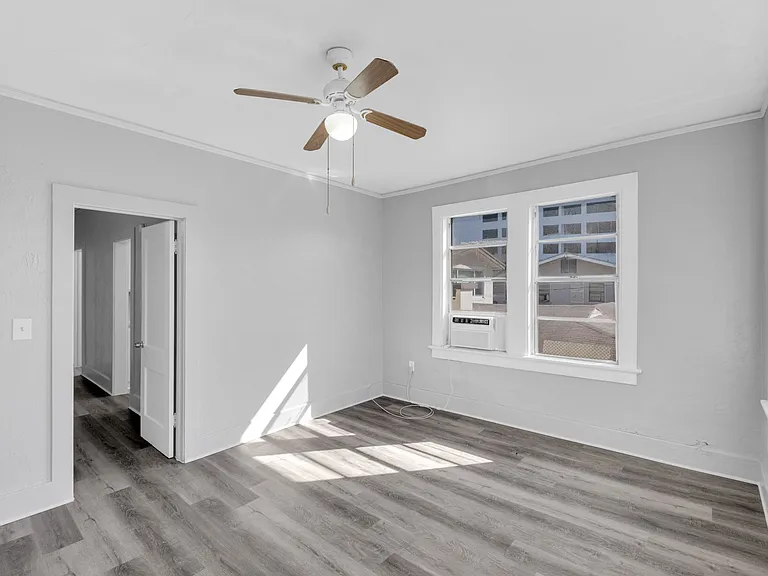 67 Glen Royal Pkwy #2 — Photo 10