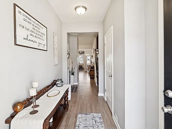 4th image of 2605 Sherman Way