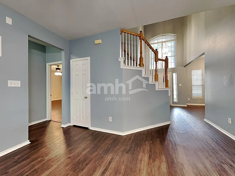 5217 Alec Dr — Photo 7