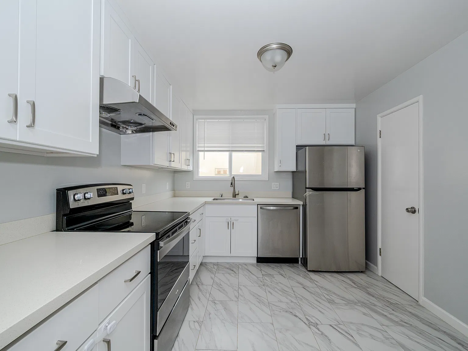 21 Northridge Dr — Photo 2