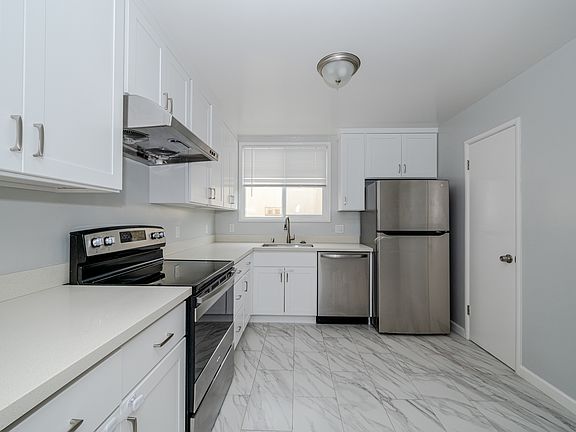 2nd image of 21 Northridge Dr