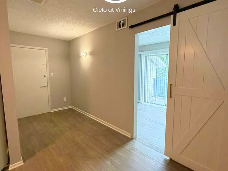 Premium Living at Cielo at Vinings - Pool, Gym & More! — Photo 32