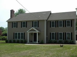 124 Strobel Rd, Trumbull, CT 06611