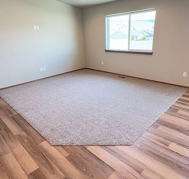 310 S Newton Ave — Photo 14