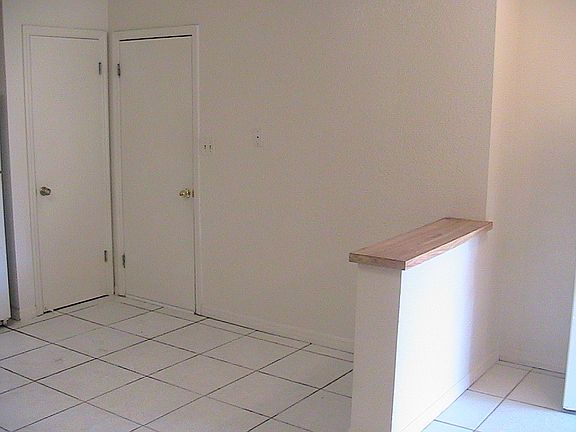 5th image of 418 Forest Park Ln