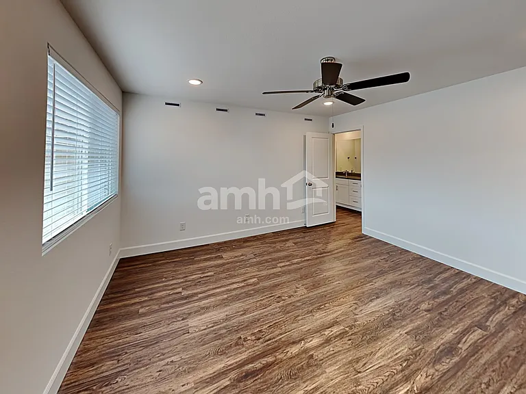 9142 Crocker Point Ct — Photo 10