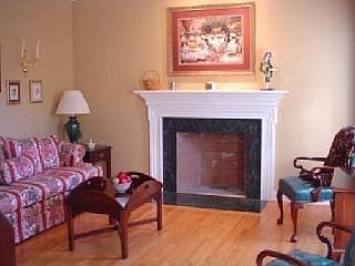 2nd image of 28 Mulberry Ln