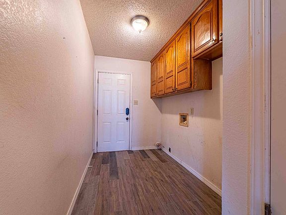 3rd image of 614 County Road 327