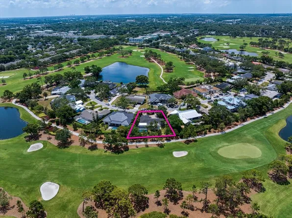 16 Hibiscus Rd, Belleair, FL 33756