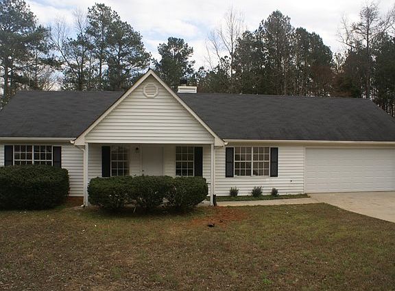 2nd image of 380 E Country Woods Dr
