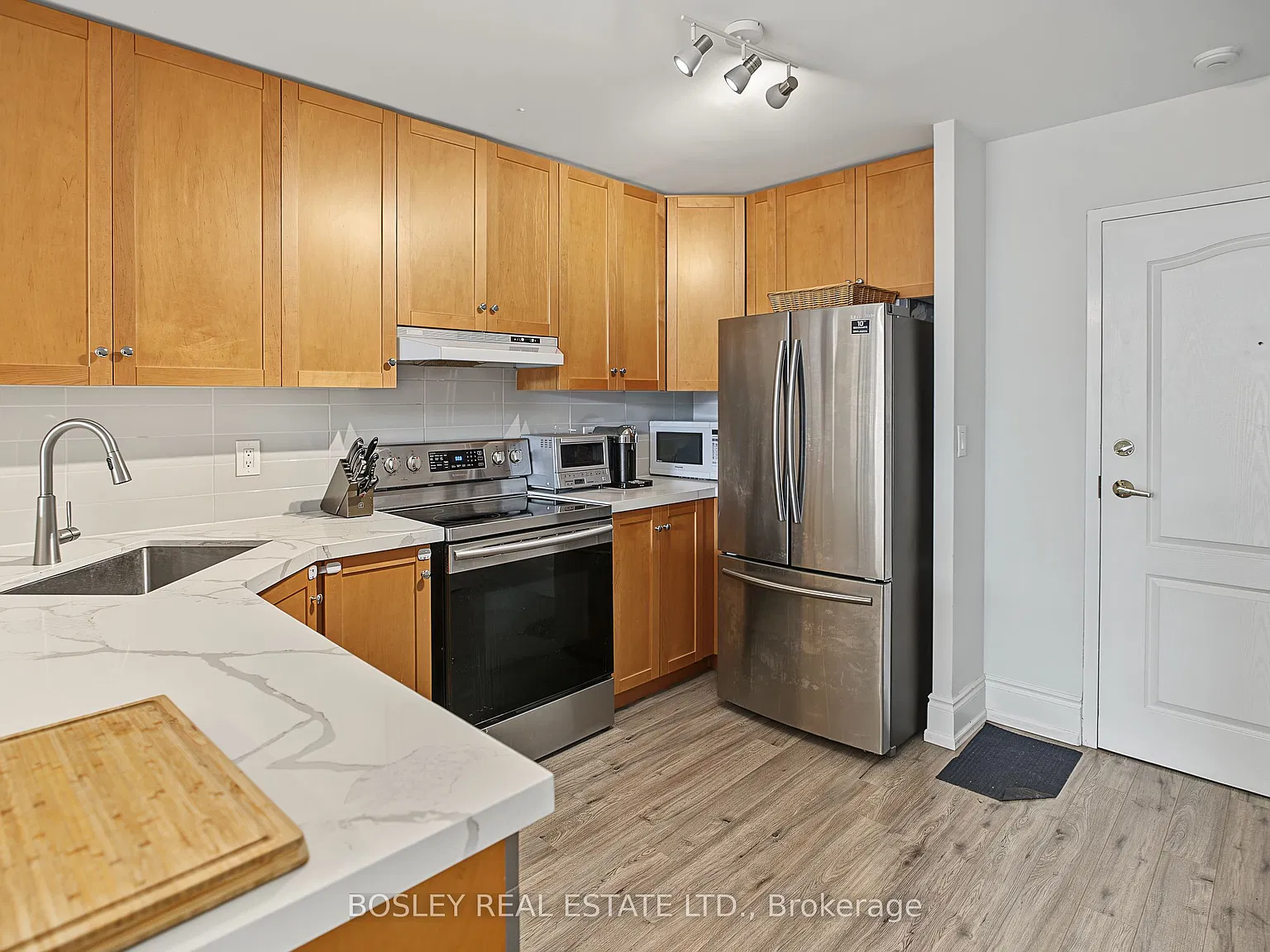 2 bed, $2,750 — Photo 3