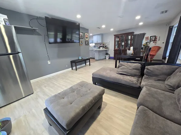 142 Elephant Way, North Fort Myers, FL 33917