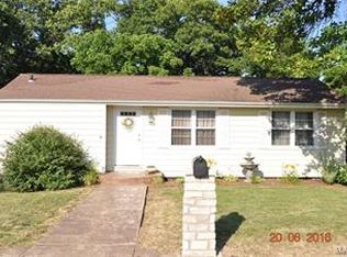 7440 Briarwood Ln, Barnhart, MO 63012