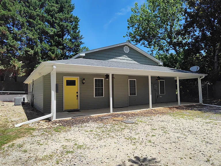 500 Saint Mark Rd — Photo 2