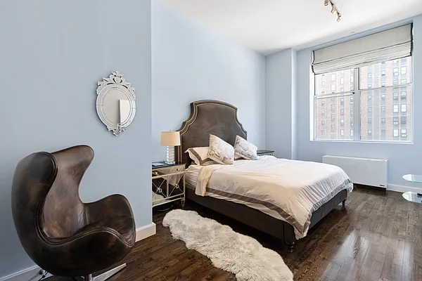 Sold by Compass | media 9