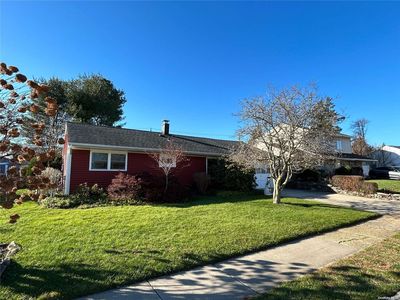 8 Collins Road, Glen Cove, NY, 11542