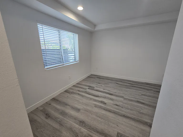 1805 Workman St #1 — Photo 12