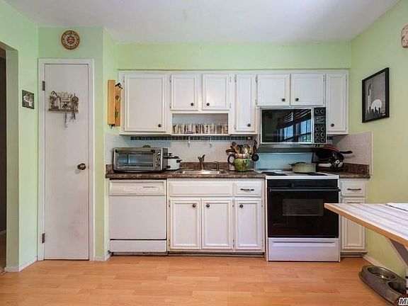 5th image of 46 Maryland St