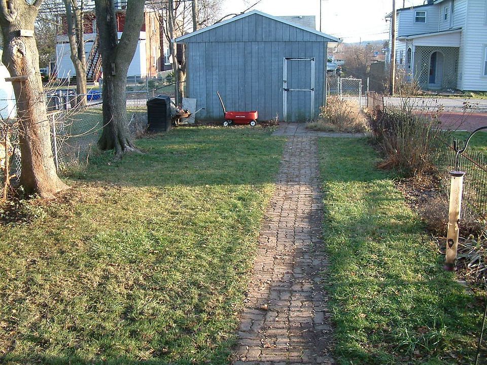 2nd image of 428 7th St