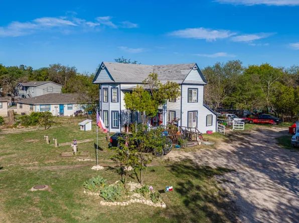 611 N 4th St, Midlothian, TX 76065