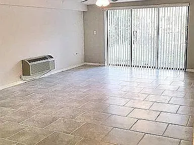 178 Turnberry Cir — Photo 12