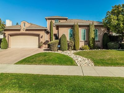 3265 Rall Ave, Clovis, CA, 93619