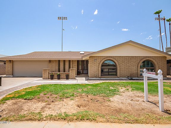 2nd image of 4607 W EL CAMINITO Drive