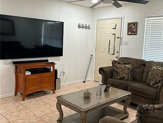 5th image of 807 E 21st St APT 28