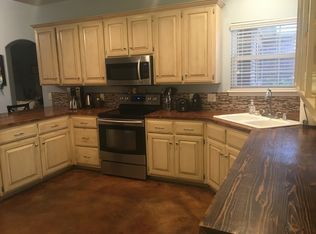 202 Hailey Dr, Centerton, AR 72719