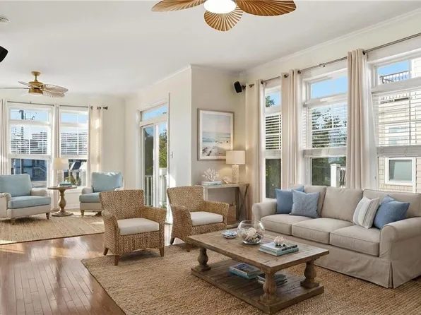 2300 Red Tide Rd, Virginia Beach, VA 23451