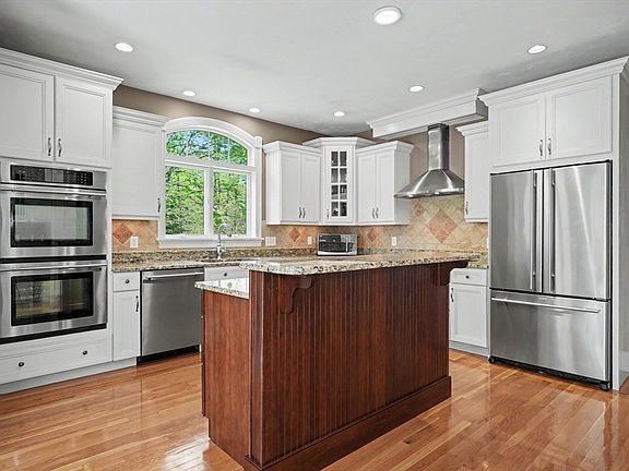 4th image of 6 Juniper Hill Rd