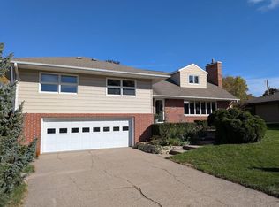 2621 Van Loon Rd, La Crosse, WI 54601