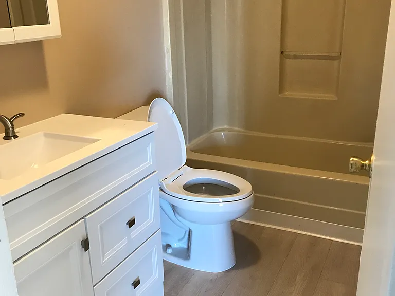 218 Waterville St #5 — Photo 7