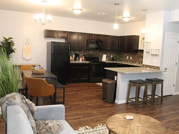 3rd image of 4200 Northrise Dr APT 101