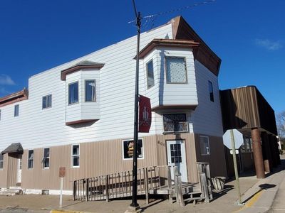 600 Main St, Lowden, IA, 52255