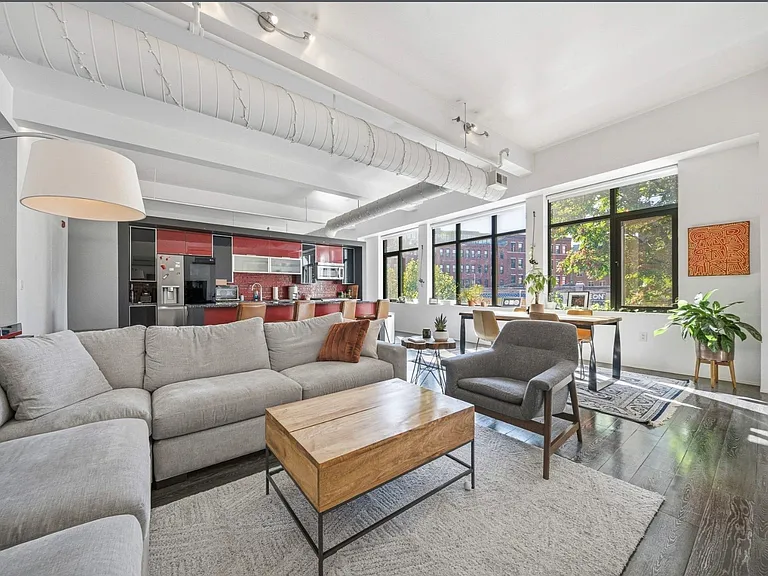 1200 Washington St #215 — Photo 1