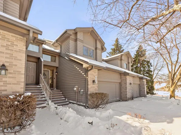 6263 Sequoia Cir, Eden Prairie, MN 55346