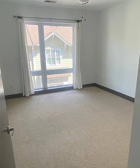 300 Magnolia Ave #203 — Photo 25