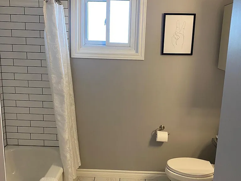 876 Antonio St — Photo 15