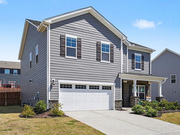 3rd image of 424 Boardwalk Dr