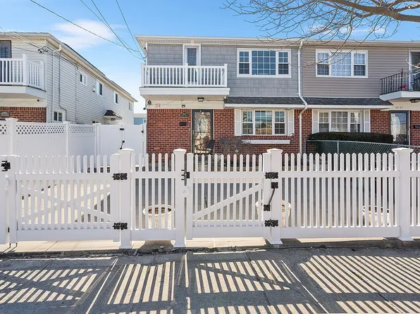 69-43 Thursby Ave, Arverne, NY 11692