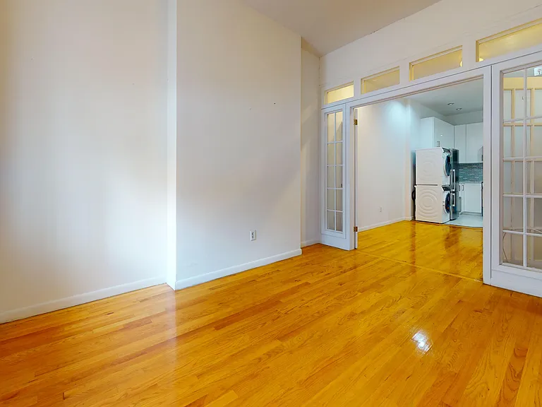 1415 2nd Ave #1 — Photo 10