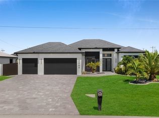 3009 SW 16th Place Cpe, Coral, FL 33914