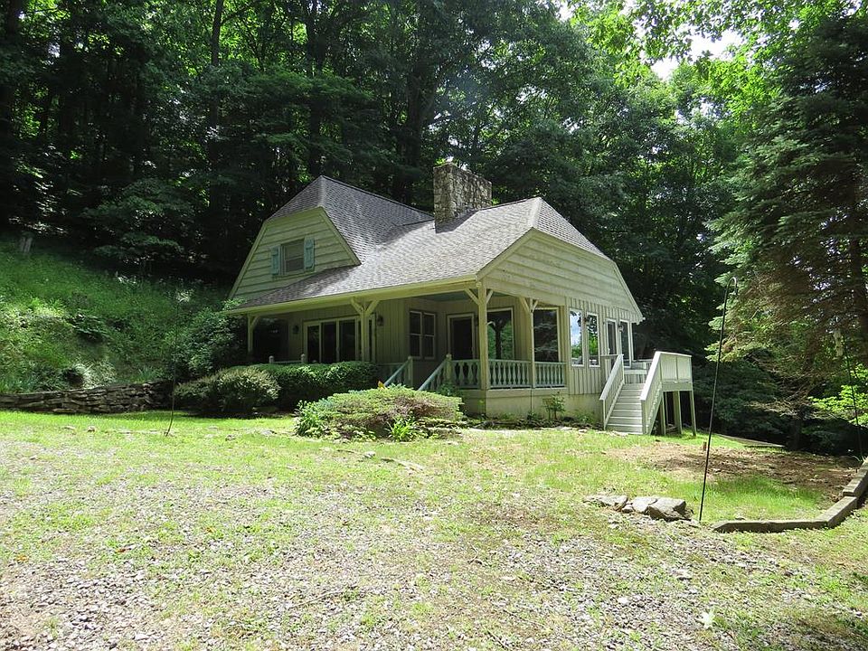 1st image of 316 Catbrier Ln