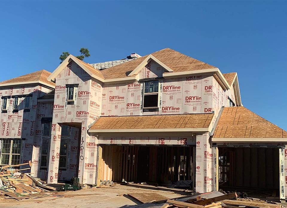 1st image of 17010 Burke Lake Ln