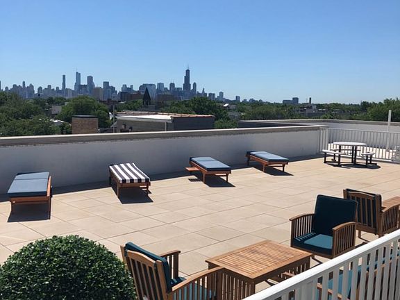 5th image of 2353 W Wabansia Ave #303