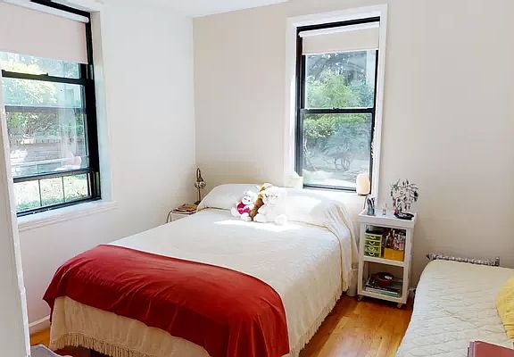 4th image of 21-05 33rd St #1A
