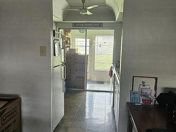 4th image of 7300 NW 5 Place #104
