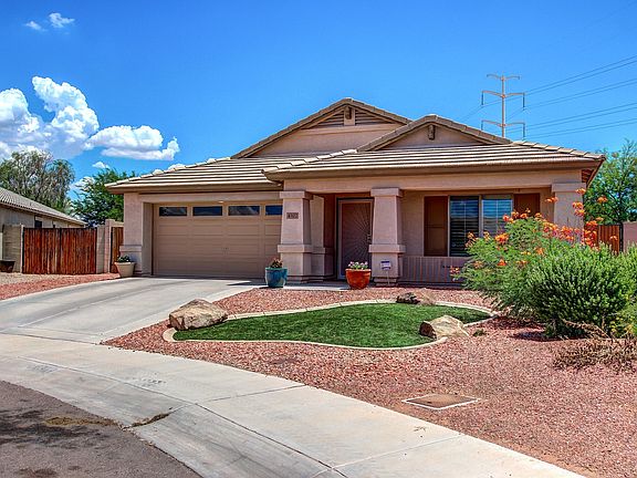 5th image of 4307 S 103rd Ln