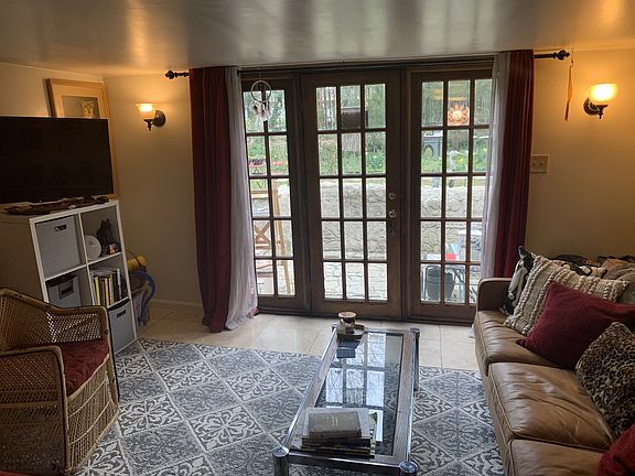 3rd image of 1914 Wildwood Ave #B